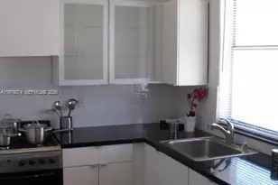 900 Jefferson Ave, Miami Beach, FL 33139 - Photo 3