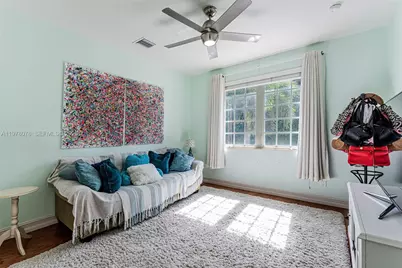 10221 Blue Palm St, Plantation, FL 33324 - Photo 47