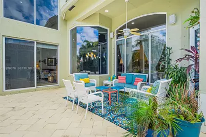 10221 Blue Palm St, Plantation, FL 33324 - Photo 53