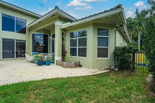 10221 Blue Palm St, Plantation, FL 33324 - Photo 51