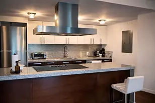 720 NE 62nd St, Miami, FL 33138 - Photo 5
