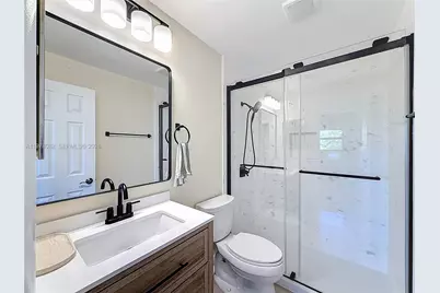 2128 NE 9th Ave, Wilton Manors, FL 33305 - Photo 25