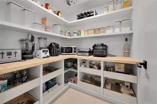 6904 SW 65th Ave, South Miami, FL 33143 - Photo 15