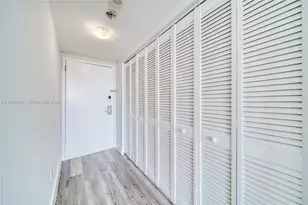 2000 NE 135th St, North Miami, FL 33181 - Photo 9