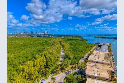 2000 NE 135th St #708, North Miami, FL 33181 - Photo 31