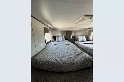 325 Calusa St, Key Largo, FL 33037 - Photo 17