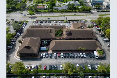 10471 SW 88th St, Miami, FL 33176 - Photo 3