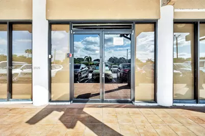 10471 SW 88th St, Miami, FL 33176 - Photo 13