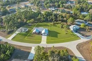 5018 E Hummingbird Dr, Labelle, FL 33935 - Photo 1