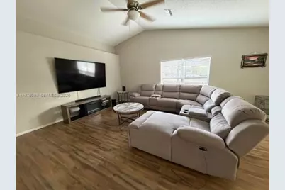 330 Sterling Drive, Winter Haven, FL 33884 - Photo 3