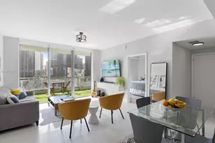 90 SW 3rd St, Miami, FL 33130 - Photo 3