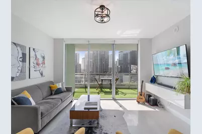 90 SW 3rd St #2015, Miami, FL 33130 - Photo 5