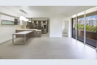 161 Crandon Blvd #324, Key Biscayne, FL 33149 - Photo 1