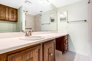 5802 Coral Lake Dr, Margate, FL 33063 - Photo 19