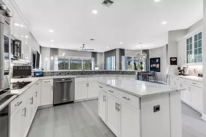 4724 SW 195th Way, Miramar, FL 33029 - Photo 5