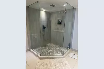 1000 Quayside Ter #905, Miami, FL 33138 - Photo 5