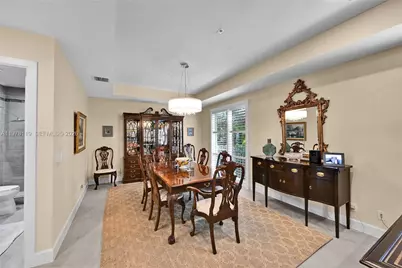 346 Elm St #A-10, Hollywood, FL 33019 - Photo 13