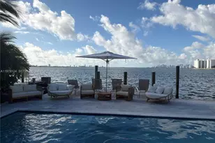 1930 Bay Dr, Miami Beach, FL 33141 - Photo 3