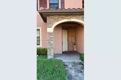 3544 W 88th Ter, Hialeah, FL 33018 - Photo 1