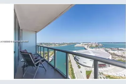 888 Biscayne Blvd #3205, Miami, FL 33132 - Photo 3