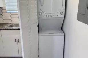 842 SW 3rd St, Miami, FL 33130 - Photo 7