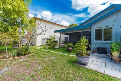 529 Lakeside Cir, Sunrise, FL 33326 - Photo 31