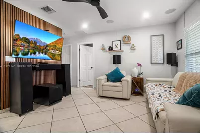 5324 NE 3rd Ter, Oakland Park, FL 33334 - Photo 7