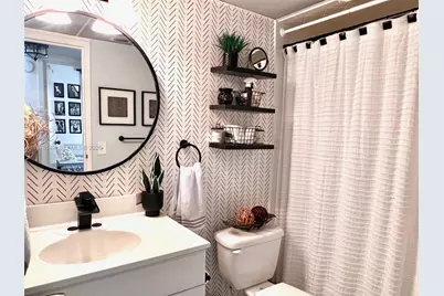 2811 Somerset Dr #211, Lauderdale Lakes, FL 33311 - Photo 23