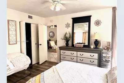 2811 Somerset Dr #211, Lauderdale Lakes, FL 33311 - Photo 39
