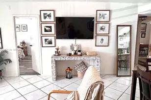 2811 Somerset Dr, Lauderdale Lakes, FL 33311 - Photo 9