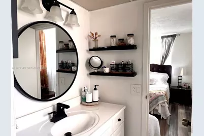 2811 Somerset Dr #211, Lauderdale Lakes, FL 33311 - Photo 17