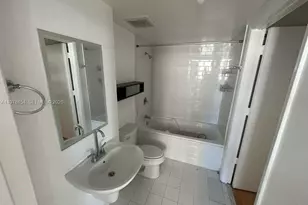 690 SW 1st Ct, Miami, FL 33130 - Photo 17