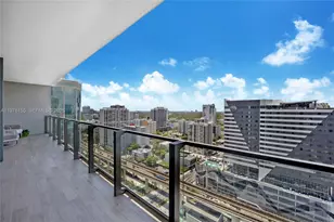 88 SW 7th St, Miami, FL 33130 - Photo 11