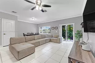 772 NW 132nd Ave, Plantation, FL 33325 - Photo 9