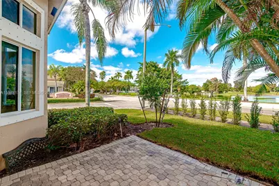 15853 SW 10th St, Pembroke Pines, FL 33027 - Photo 33