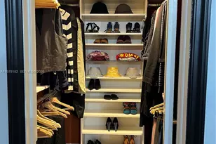 9520 SW 8th St, Miami, FL 33174 - Photo 7