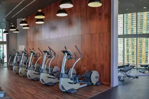 1300 Brickell Bay Dr, Miami, FL 33131 - Photo 15