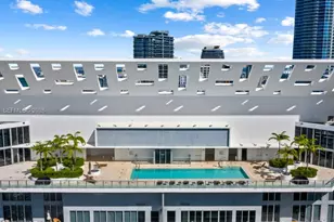 1300 Brickell Bay Dr, Miami, FL 33131 - Photo 17