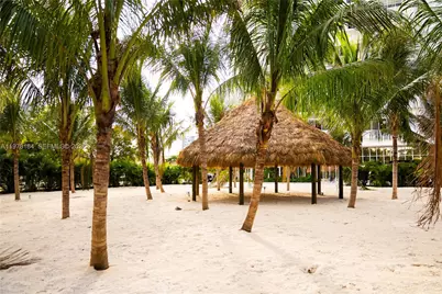 275 SW 6th St #507, Miami, FL 33130 - Photo 11