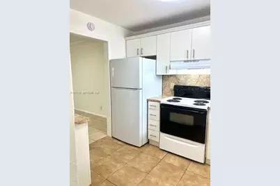 5100 SW 64th Ave #105, Davie, FL 33314 - Photo 3