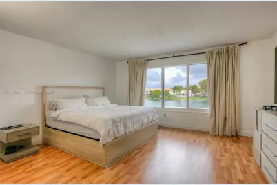 7389 W 18th Ave, Hialeah, FL 33014 - Photo 5