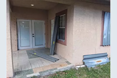 158 SW 5th St, Deerfield Beach, FL 33441 - Photo 23