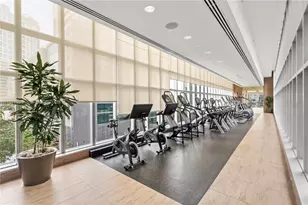 1425 Brickell Ave, Miami, FL 33131 - Photo 19