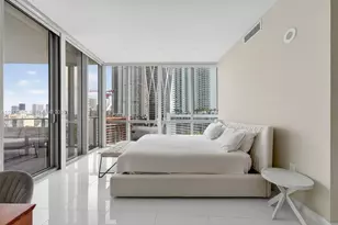 851 NE 1st Ave, Miami, FL 33132 - Photo 15