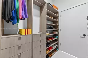 851 NE 1st Ave, Miami, FL 33132 - Photo 19