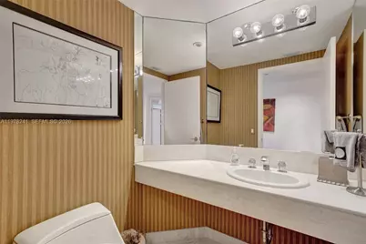 2000 Island Blvd #2802, Aventura, FL 33160 - Photo 33