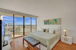 2000 Island Blvd, Aventura, FL 33160 - Photo 19