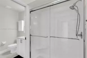 8751 SW 215th Terrace, Cutler Bay, FL 33189 - Photo 15