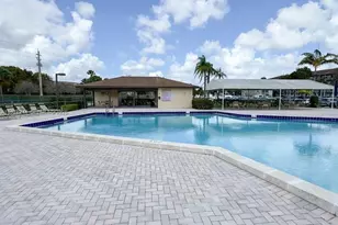 301 SW 135th Ave, Pembroke Pines, FL 33027 - Photo 29