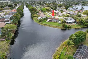 9291 NW 11th Ct, Pembroke Pines, FL 33024 - Photo 43